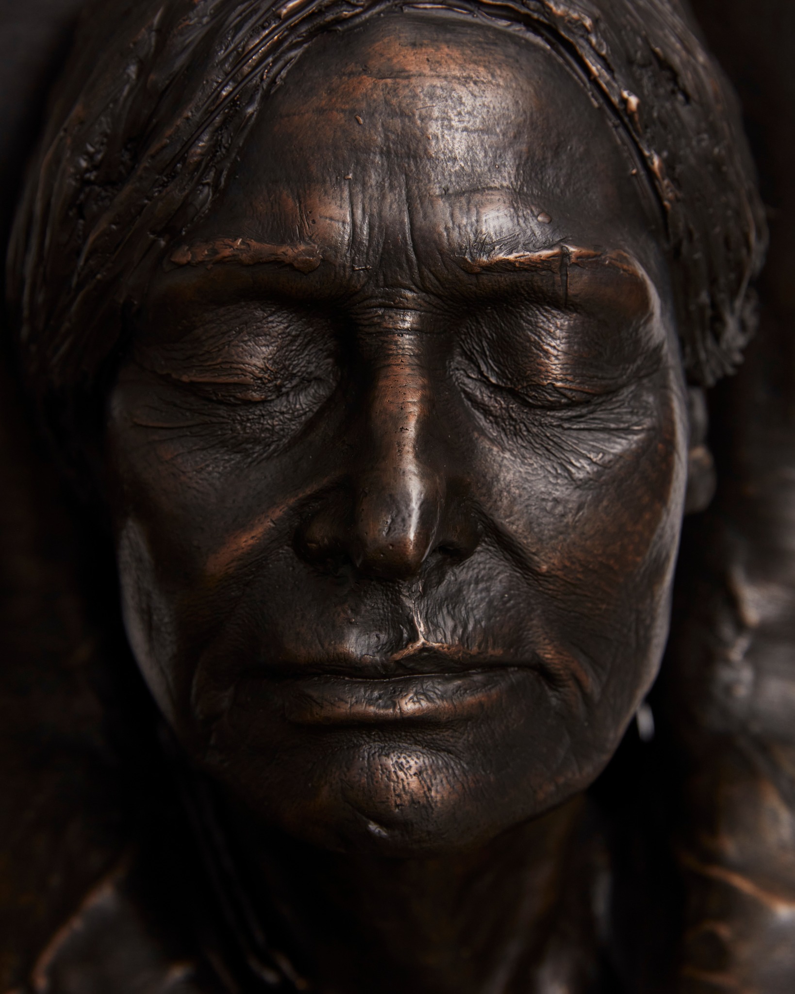 Julie Rrap Works “Standing On My Own Shoulders”: An Act of Defiance by Julie Rrap – On ...